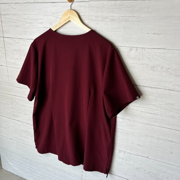 Figs Scrubs Top Womens Size XXL Burgundy Technical Collection Medical Nursing - Picture 11 of 15